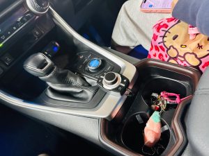 カーナビ 社外品 純正ナビ 外部入力 aux hdmi rca あとづけ 後付け CarPlay カープレイ Android Auto アンドロイド スマホ ミラーリング 汎用 ワイヤレス iPhone Youtube airplay airdrop ユーチューブ 動画 再生 視聴 動画アプリ Googleマップ トヨタ rav4 パイオニア カロッツエリア