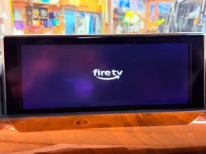 レクサス 純正ナビ 後付け あとづけ ワイヤレス CarPlay カープレイ アンドロイドオート Android Auto ミラーリング airplay hdmi firetv amazon apple iphone Fire TV Stick ファイヤーtv lexus LX570 ランクル 200ランドクルーザー 200系 トヨタ純正ナビ レクサス純正ナビ HDIM入力 動画 映像入力 ビデオ入力 外部入力 ブルーレイ Netflix fulu プライムビデオ アマゾン Youtube ameba tver disney+ googl Googleマップ グーグルマップ ミラーリング avインターフェース カーナビ アップル 映像 名古屋 ホットワイヤード