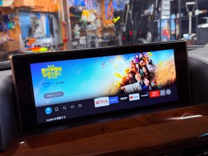 レクサス　純正ナビ　後付け　あとづけ　ワイヤレス　CarPlay カープレイ　アンドロイドオート　Android Auto ミラーリング　airplay hdmi firetv amazon apple iphone Fire TV Stick ファイヤーtv lexus LX570 ランクル　200ランドクルーザー　200系　トヨタ純正ナビ　レクサス純正ナビ　HDIM入力　動画　映像入力　ビデオ入力　外部入力　ブルーレイ　Netflix fulu プライムビデオ　アマゾン　Youtube ameba tver disney+ googl Googleマップ　グーグルマップ　ミラーリング　avインターフェース　　カーナビ　アップル　映像　名古屋　ホットワイヤード