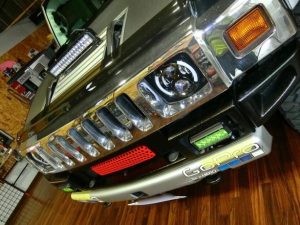 hummer h2 led ヘッドライト　ハロゲン　マーシャル　7インチ　イエローバルブ　フォグ　LEDバー　黄色　ヘッドライト交換