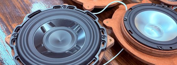 LEXUS RX レクサス純正マークレビンソン専用 サブウーハーアップグレードキットのご紹介