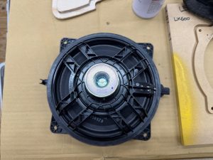 lexus rx lx ls nx lbx is gx rc lc mark levinson hot wired マークレビンソン　ホットワイヤード　スピーカー交換　スピーカー　アップグレード　ツイーター　ユニティ　unity　センタースピーカー　サブウーハー　ウーハー　低音　音質　通販　車種別　ロックフォード　オーディオサークル　Audiocircle kicker キッカー　2インチ ワイドレンジドライバー　8インチ　薄型　抵抗値　インピーダンス　アダプター　インナーバッフル　カーオーディオ　ロックフォード