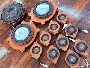 lexus rx lx ls nx lbx is gx rc lc mark levinson hot wired マークレビンソン　ホットワイヤード　スピーカー交換　スピーカー　アップグレード　ツイーター　ユニティ　unity　センタースピーカー　サブウーハー　ウーハー　低音　音質　通販　車種別　ロックフォード　オーディオサークル　Audiocircle kicker キッカー　2インチ ワイドレンジドライバー　8インチ　薄型　抵抗値　インピーダンス　アダプター　インナーバッフル　カーオーディオ　ロックフォード