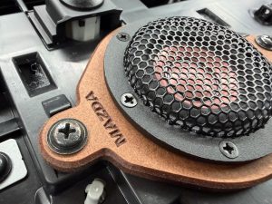 マツダ　純正　ボーズ　スピーカー　交換　ツイーター　センタースピーカー　ツイドラー　mazda bose oem cx-5 cx-8 cx-60 cx-80 cx-3 nd ボーズサウンド　boseサウンド　スピーカー交換　カーオーディオ　カーオーディオ専門店　ホットワイヤード　名古屋　車種別　抵抗値　インピーダンス　位相　ポン付け　プラグアンドプレイ　通販　kicker キッカー　音質　diy　簡単取付　車種別専用　バッフル　ハーネス　コネクター　マツコネ
