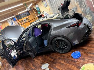 LEXUS IS IS300 IS500 レクサス　純正　Mark Levinson マークレビンソン　マクレビ　スピーカー交換　ツイーター　ウーハー　サブウーハー　サラウンド　センタースピーカー　unity ユニティ　ワイドレンジ　ワイドディスパージョン　インパネ　スピーカー　ダッシュ　サラウンド　8インチ　2インチ ワイドレンジドライバー　HOT WIRED ホットワイヤード　通販　車種別　インピーダンス　フェーズ　プラグアンドプレイ　kicker bewith blam Audiocircle Mercury Car Audio デッドニング　音質　カーオーディオ　カーオーディオ専門店　改善　向上　スピーカー　